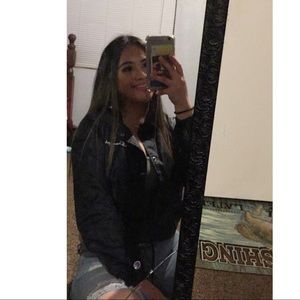 Meet your Posher, Winnie